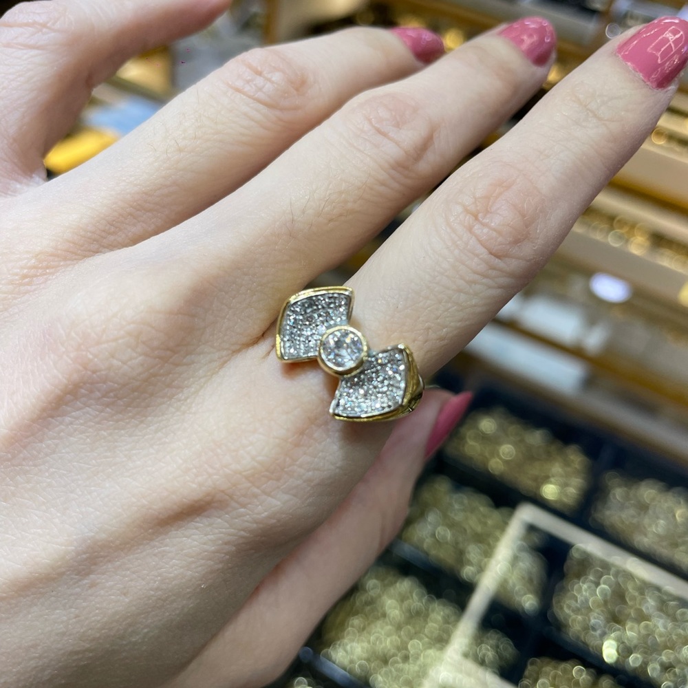 ⛔️SOLD⛔️18K golds & diamonds ring